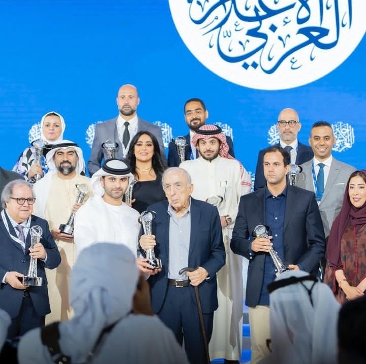 Samir Atalah, was honoured with the Media Personality of the Year Award by H.H. Sheikh Mansour bin Mohammed bin Rashid Al Maktoum at the 23rd Arab Media Awards yesterday. His six decades of contributions to journalism are truly deserving of this recognition 👏🏻 via <a href="/NasriAtallah/">Nasri Atallah</a>