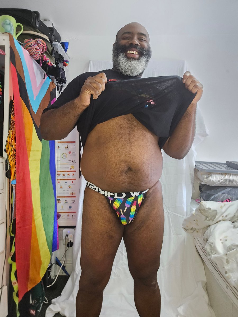 Ragingthunderuk's tweet photo. Thankyou Thursday @WaffleTheApe Monkey requested Dad smiles.
#gaydaddy #nakedguy #gaymasc #bellygainer #moobs #gaychest #gaythick #gaychubby #gaygainer #chubkink #gettingchunky #gainerbelly #bigbelly #bigbear #bearmuscle #gaybear #gaygut #beefygay #hairybear #hairygay https://t.co/WNeFQTBzqJ