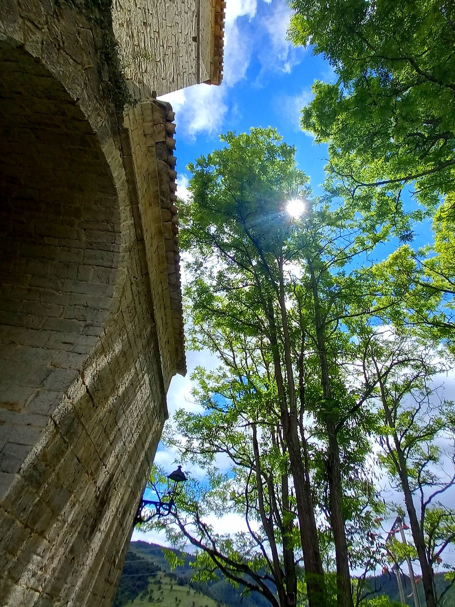 Iglesia de #Zabaldika #SpecialPlace Precioso lugar del #CaminoDeSantiago Llegando #peregrinos