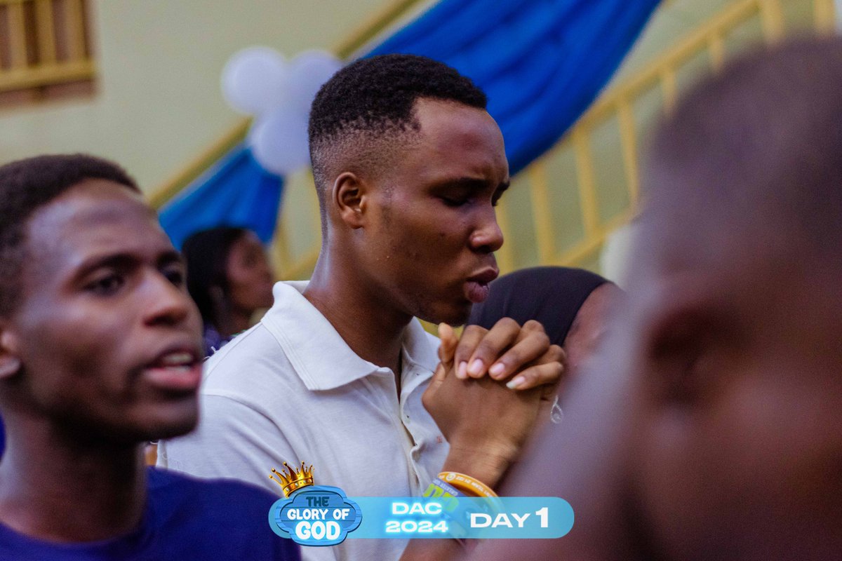 RCFOAU's tweet photo. Word Night yesterday was an experience, a revelation, an outpouring.
We saw the Glory of God manifested🔥
We had a time of our lives ❤️🔥❤️🔥
#PastorTundeFrancis
#WordNight
#TheGloryofGod
#DAC2024 https://t.co/uoCSHfHvxm