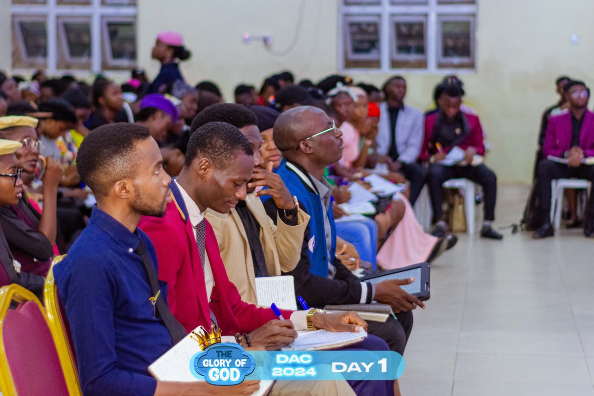 RCFOAU's tweet photo. DAC2024 WORD NIGHT SESSION 🔥🔥
Sermon Title: The Glory of God
Minister: Pastor Tunde Francis
It was indeed impactful 🔥🔥
See you later today at the DRAMA NIGHT 🚀🚀
#PastorTundeFrancis
#WordNight
#TheGloryofGod
#DAC2024 https://t.co/OlDZdgTJWy