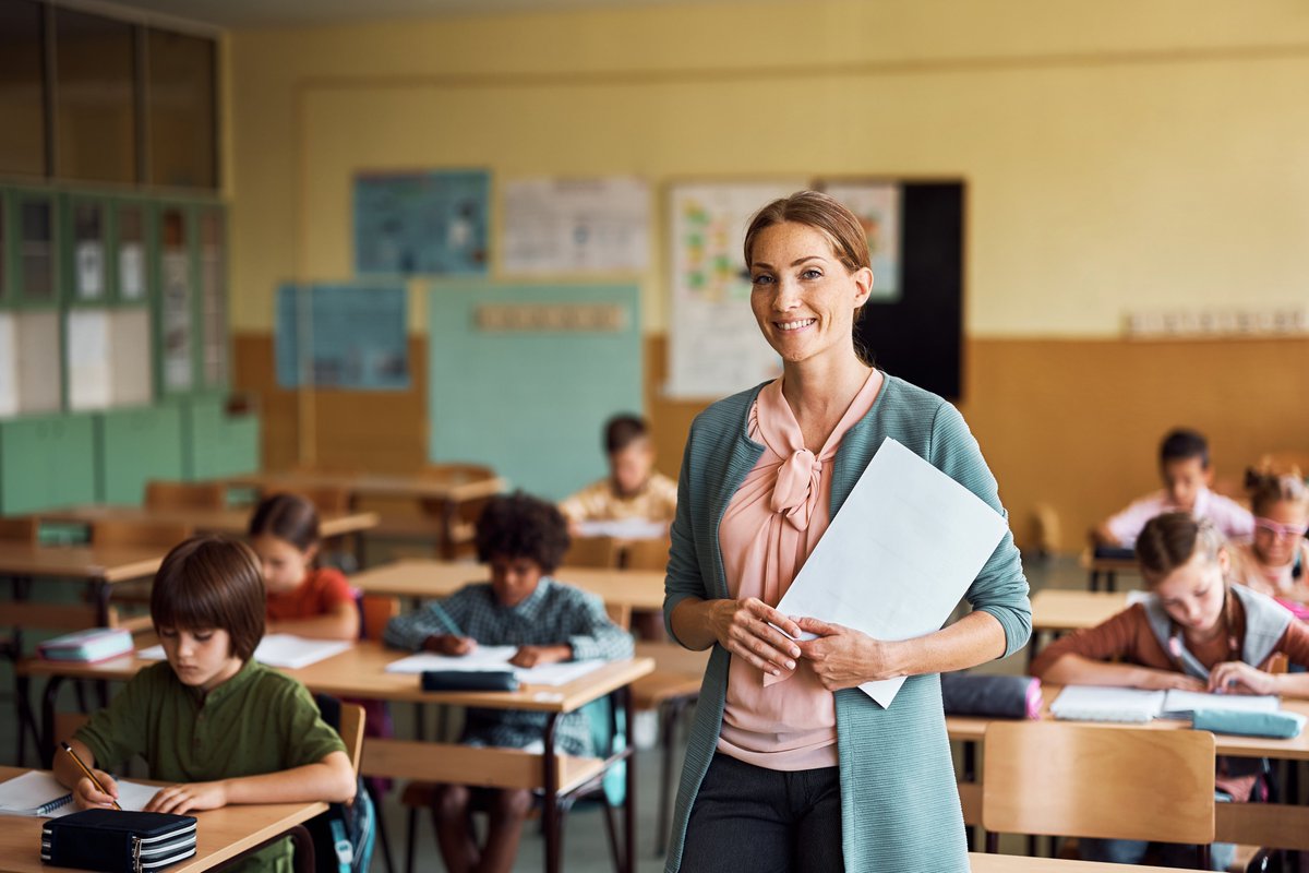 📋 La consejería ha publicado en Educastur los baremos provisionales del procedimiento selectivo extraordinario de estabilización para el ingreso por concurso-oposición en los cuerpos de de secundaria, escuelas oficiales de idiomas y maestros ➡️ acortar.link/ccc8rt