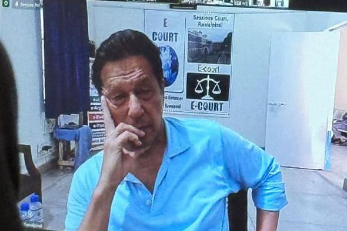 قید تنہائی میں ہوں، صرف ایک جماعت نشانہ ہے: عمران خان کی سپریم کورٹ میں گفتگو مزید معلومات: independenturdu.com/node/169436