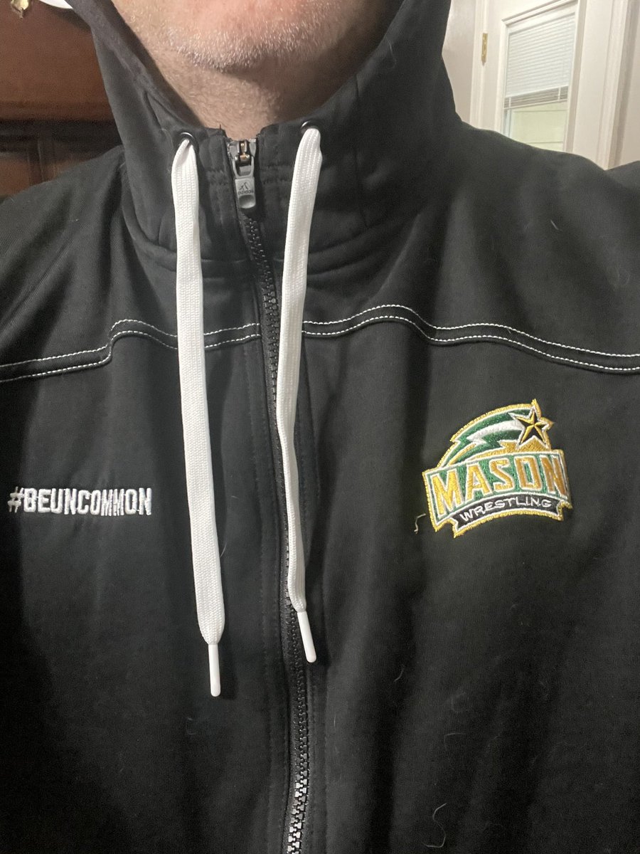 #WrestlingShirtADayinMay Let’s #BeUncommon with @GMUWrestling