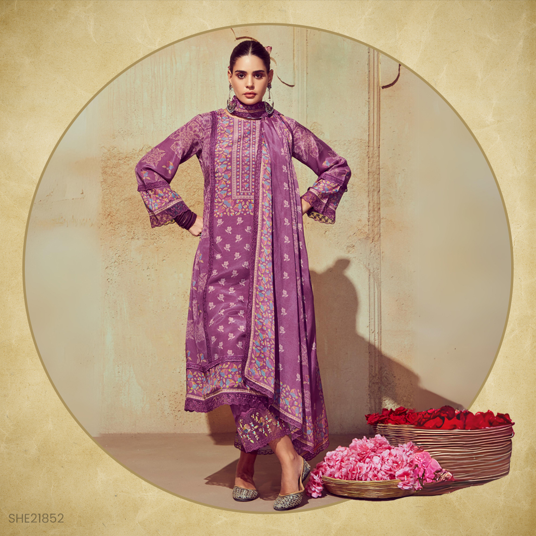 SheBazaar's tweet image. Embrace comfort and style this festive season with SheBazaar's stunning Muslin Salwar Suit.

🌐Shop Now: shebazaar.com/designer-salwa…
For More Query Whatsapp On +919624023456

#SheBazaar #salwarsuit #designersuit #dresses  #fashiontrends  #womensfashion #ppkritt #MHA424 #ootd