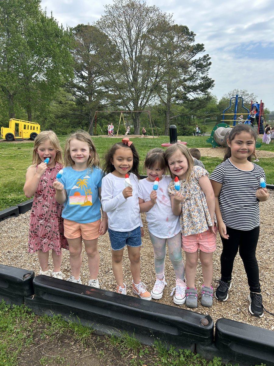 Willow Brook Elementary PTO tweet media