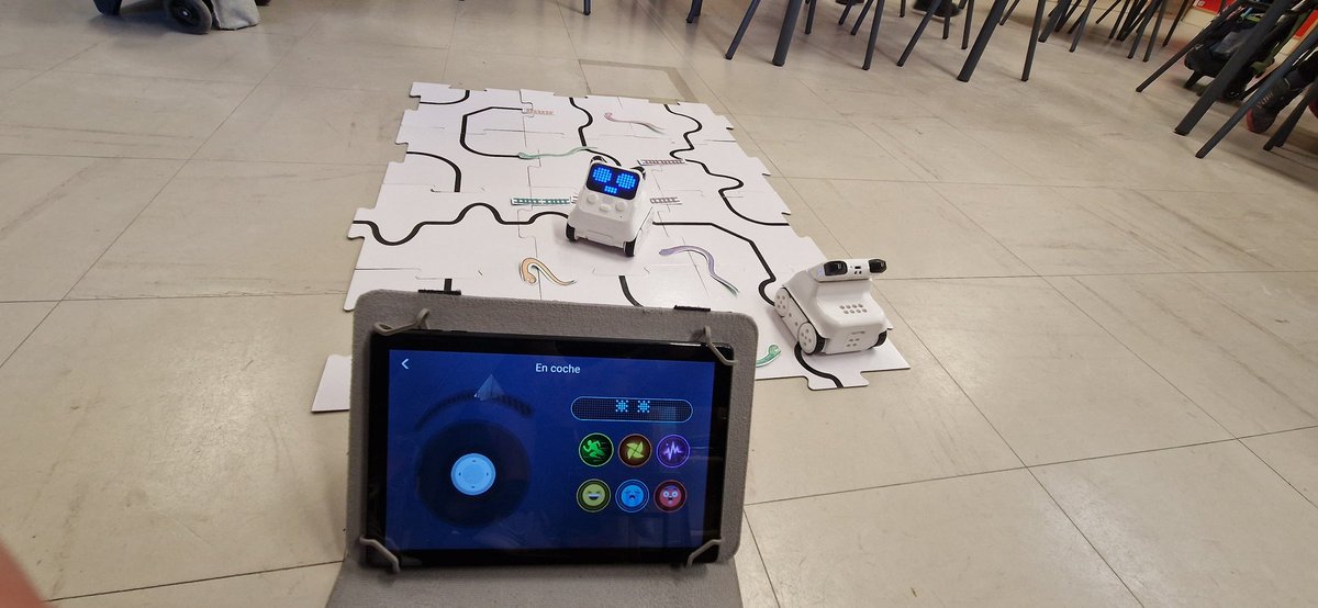Ebot Educación : Robótica y tecnología 🤖 tweet media
