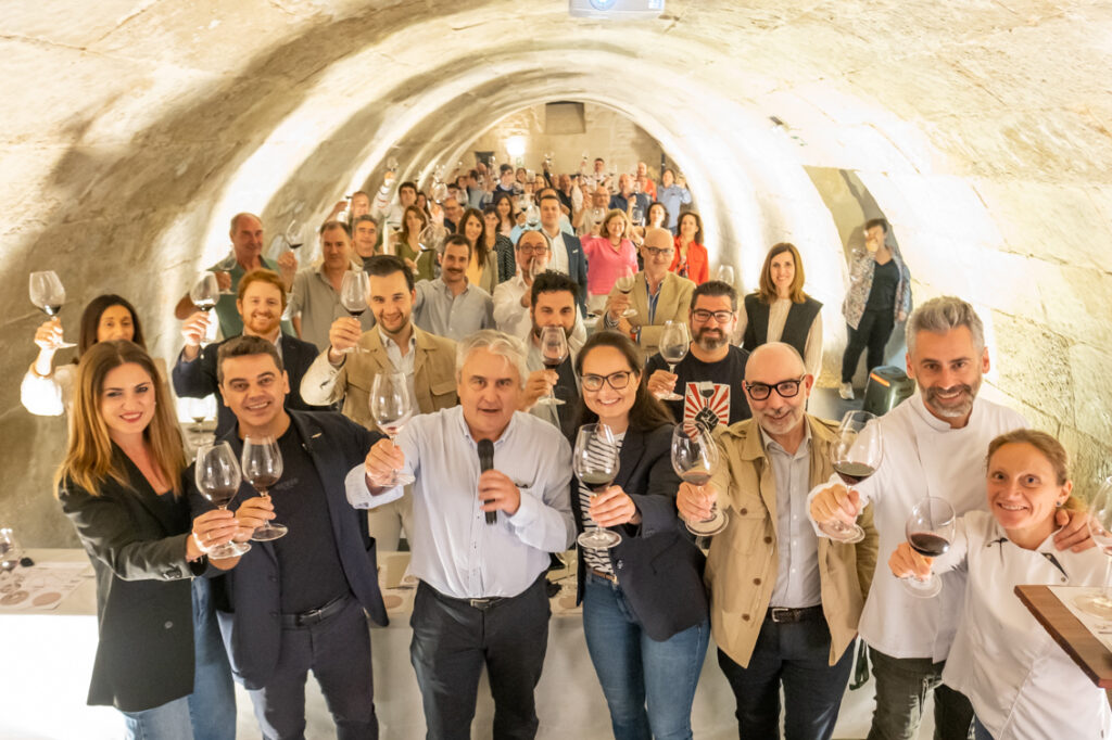 Ramondin.international tweet media