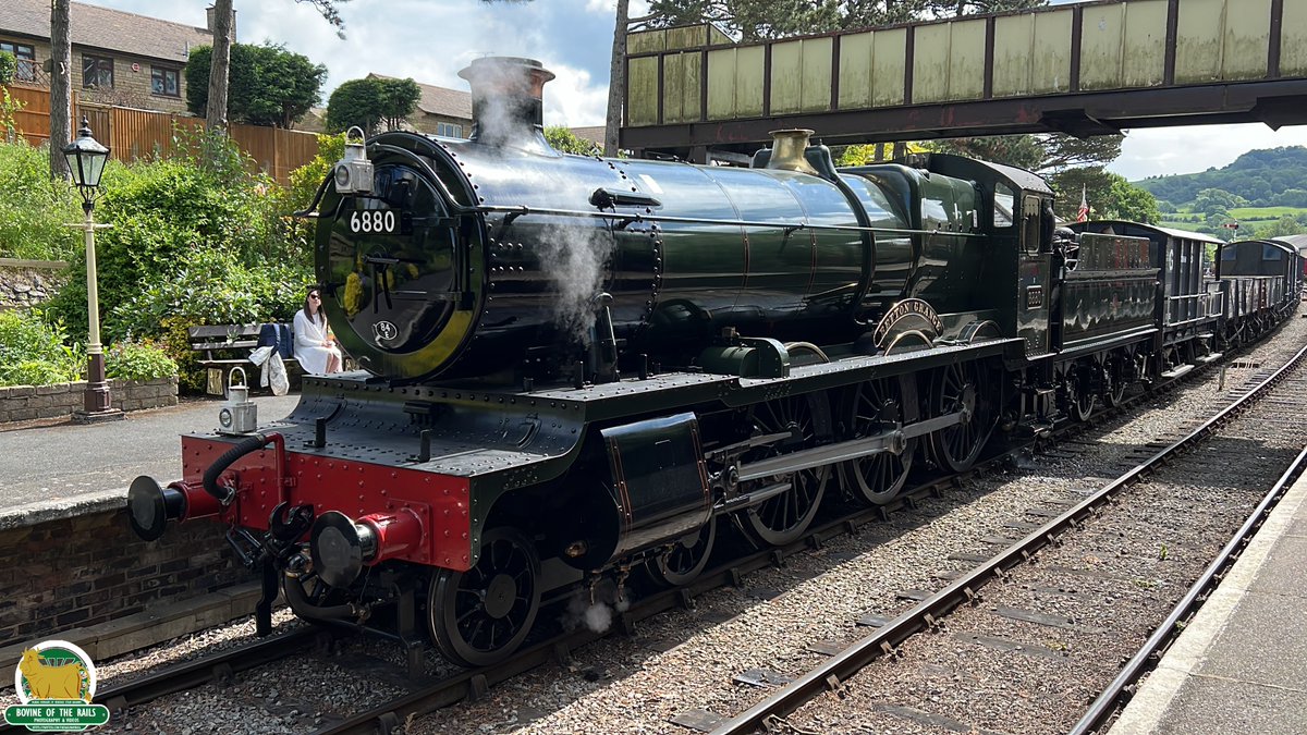 6880 simmers at Winchcombe. #CotswoldFestivalOfSteam #GWSR #WesternWorkhorses #Steam 27th May 2024.