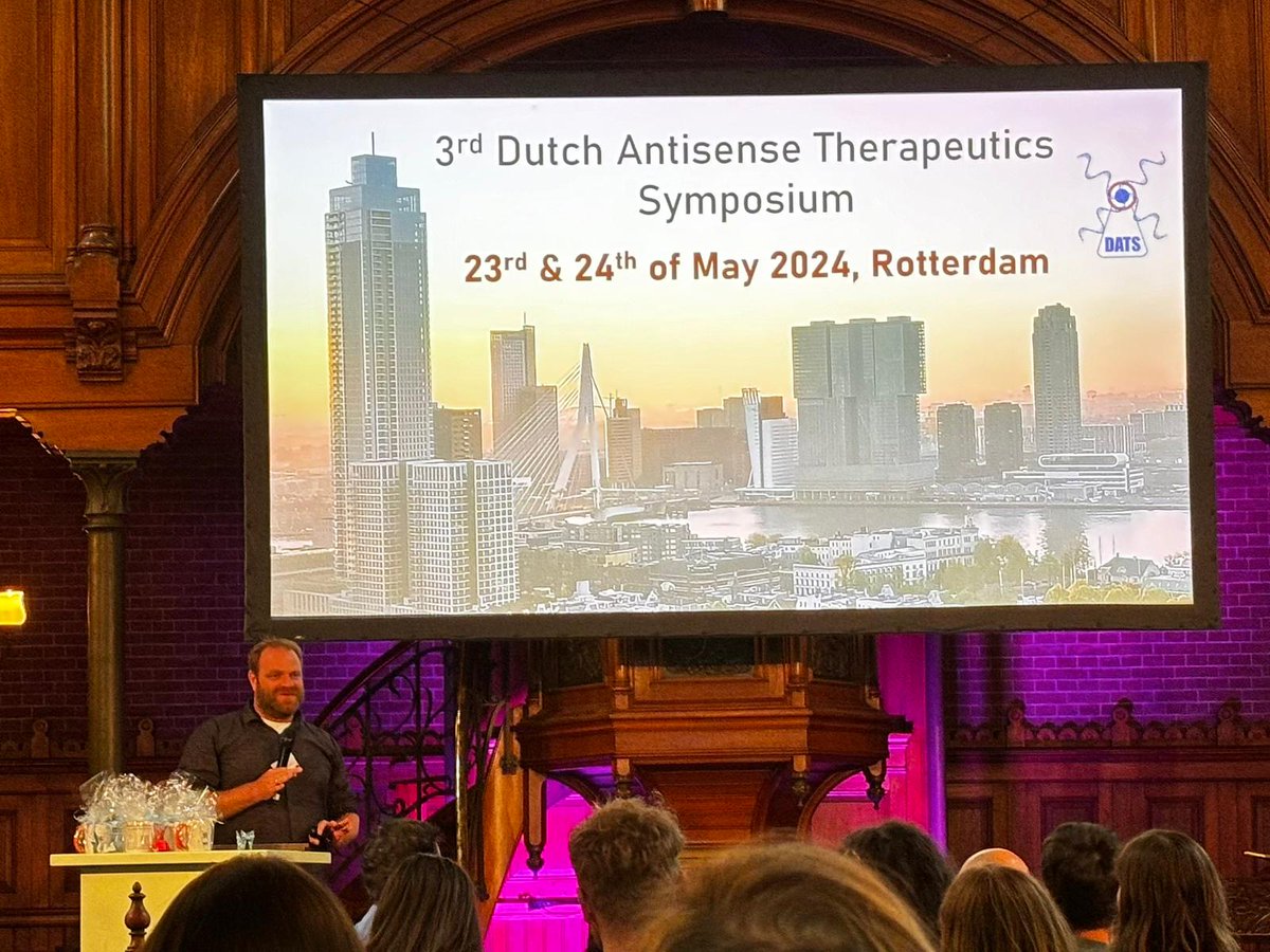 NeuroD_Lab_LUMC's tweet image. Last week the NeuroD lab attended the #DATS2024! Oral and poster presentations were given by several group members: Bianca, Lotte, Linde, Bas, Mariana, Amber, @VoesenekBas and @LaurieKerkhof. Thanks to @BuijsenRonald and the other organizers for a wonderful symposium! :)