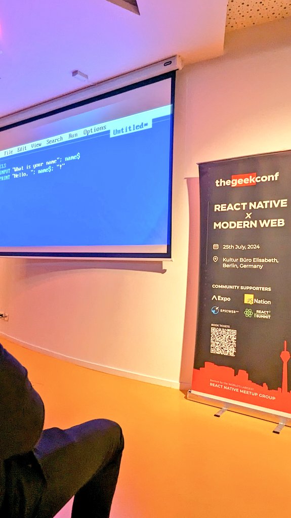 petraplatz's tweet photo. Always happy to learn new tricks at the  React Berlin Meetup !  🤙🚀🔥#React #React_Berlin https://t.co/HsaYU6qR8W