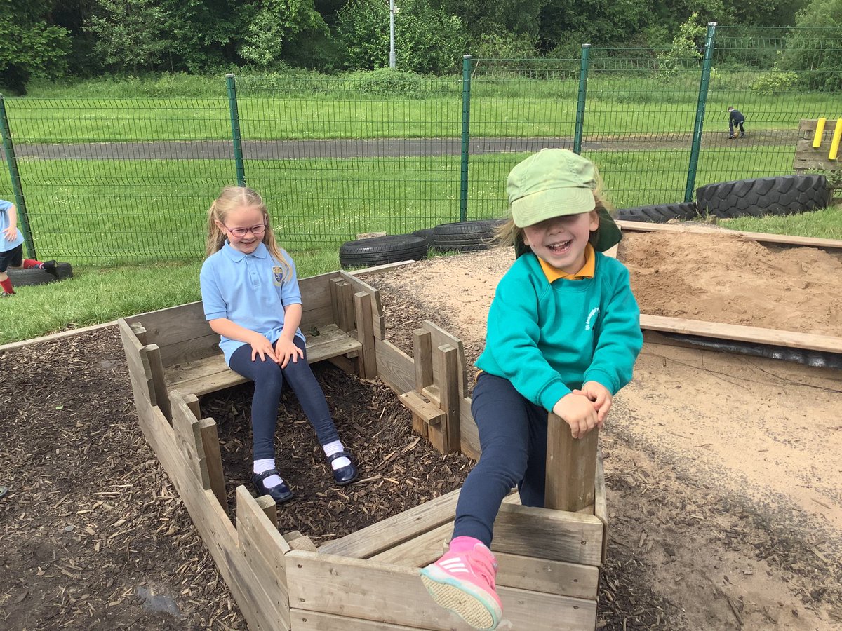 Our preschool group joined our current P1s and P2s at playtime. They had lots of fun together. <a href="/stjoesnursery/">St Joseph's Nursery</a> <a href="/MrsEvansJoe/">Mrs Evans</a> <a href="/MrsOJoe/">Mrs O'Connor</a> #smoothtransition