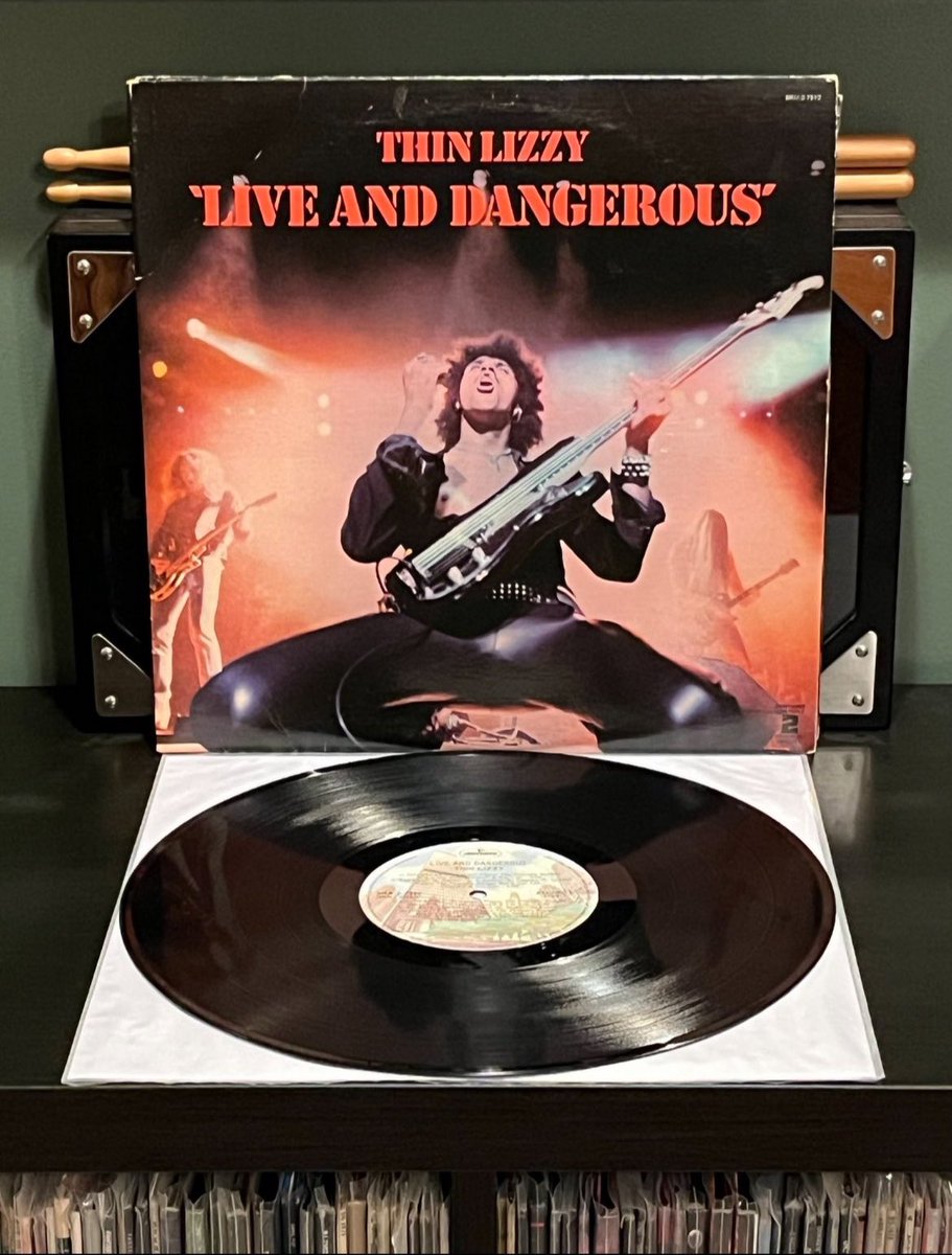 Thin Lizzy - Live And Dangerous  #NowPlaying