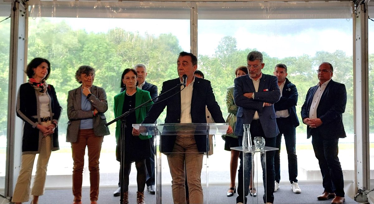 a_leboeuf's tweet image. Inauguration du #contournement Sud de La Roche sur Yon. Un nouvel axe pour fluidifier et sécuriser la circulation dans ce secteur de l'Agglomération.  Nous avons également souhaité un aménagement intégré dans son environnement.