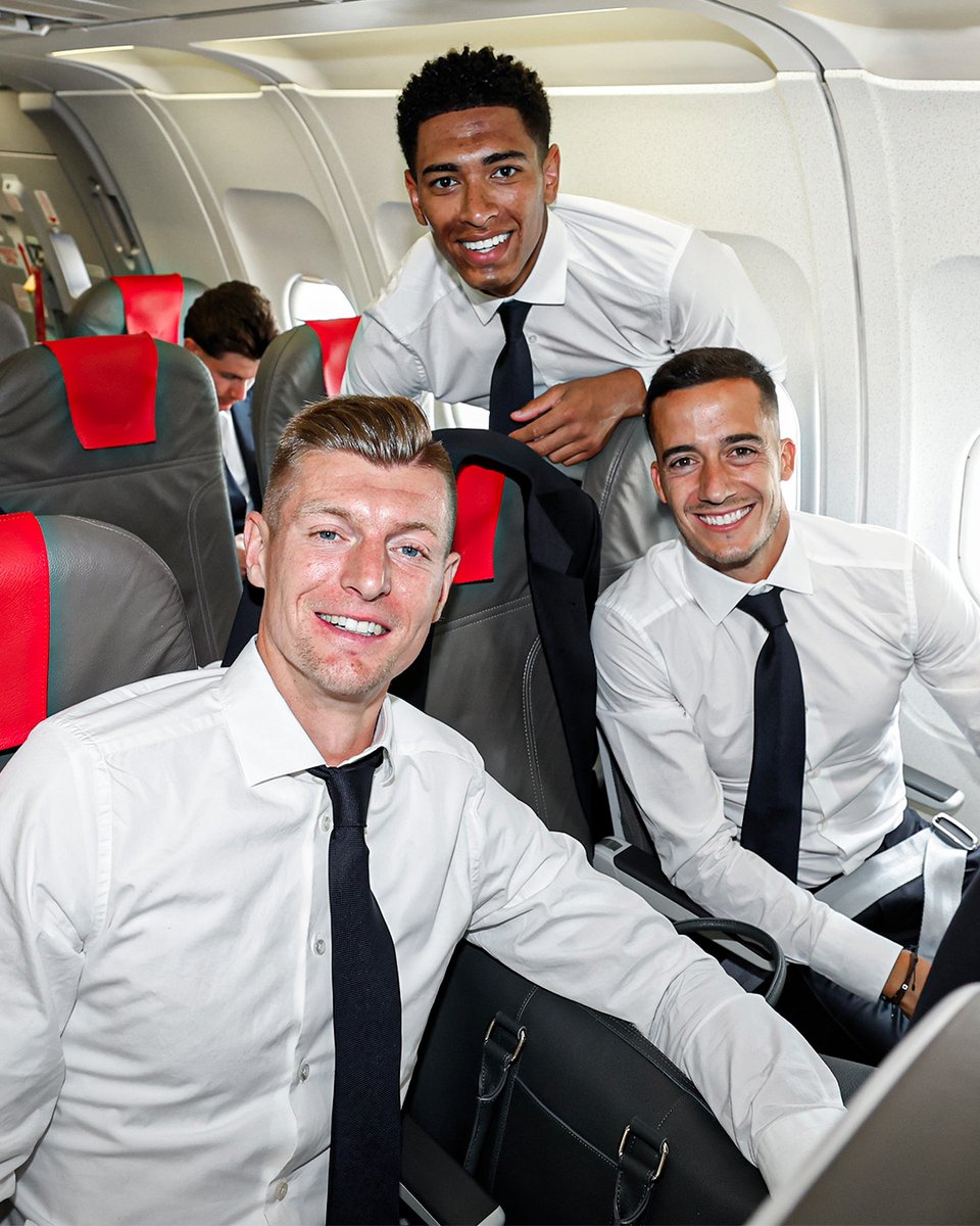 👔 Suited UP for our last trip of the season! ✈️ ✨ @Zegna | #RealMadridxZegna