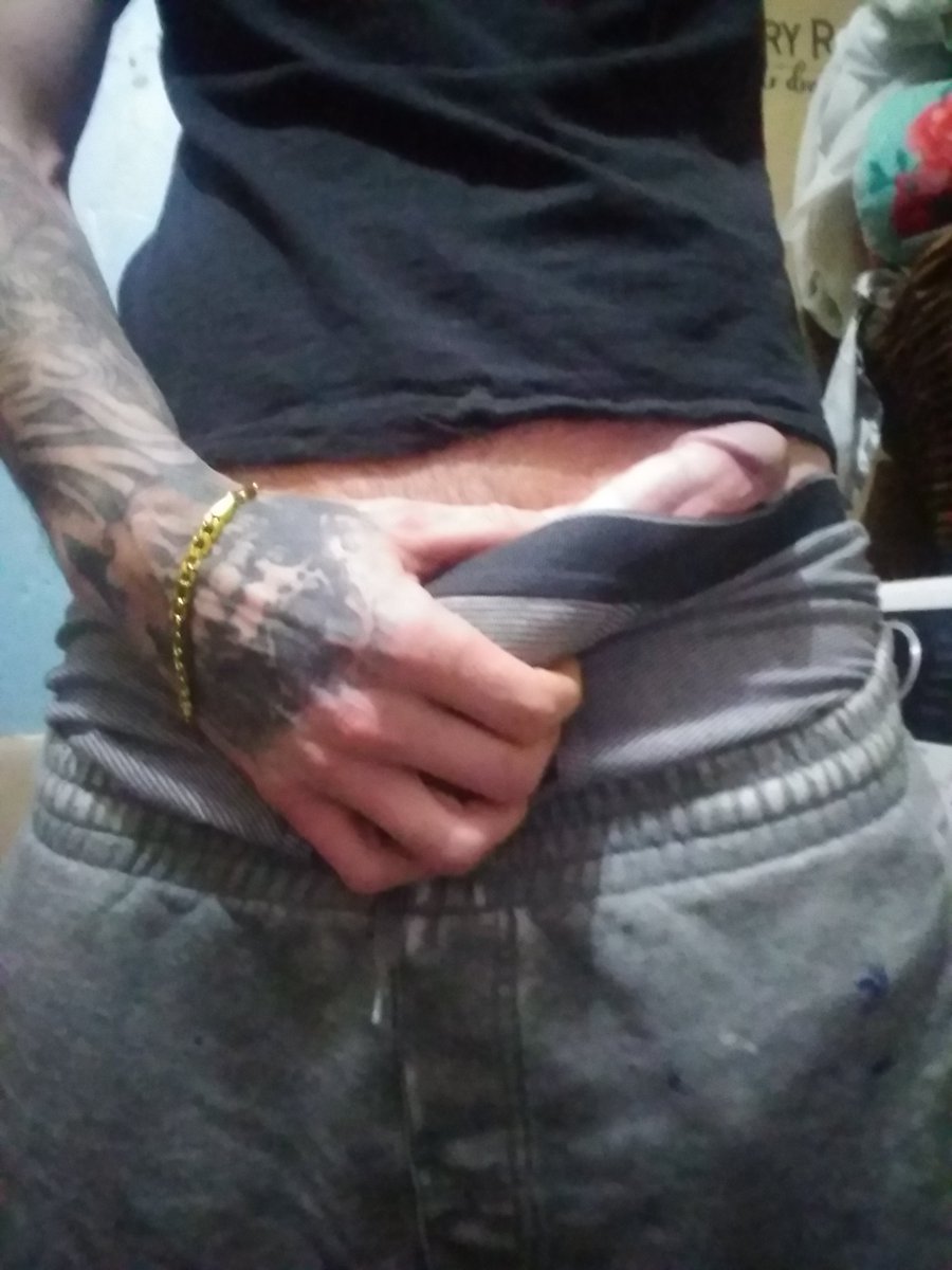 Country7thick's tweet photo. Bored and horny asf today 🥵 https://t.co/KOuOue19Dh