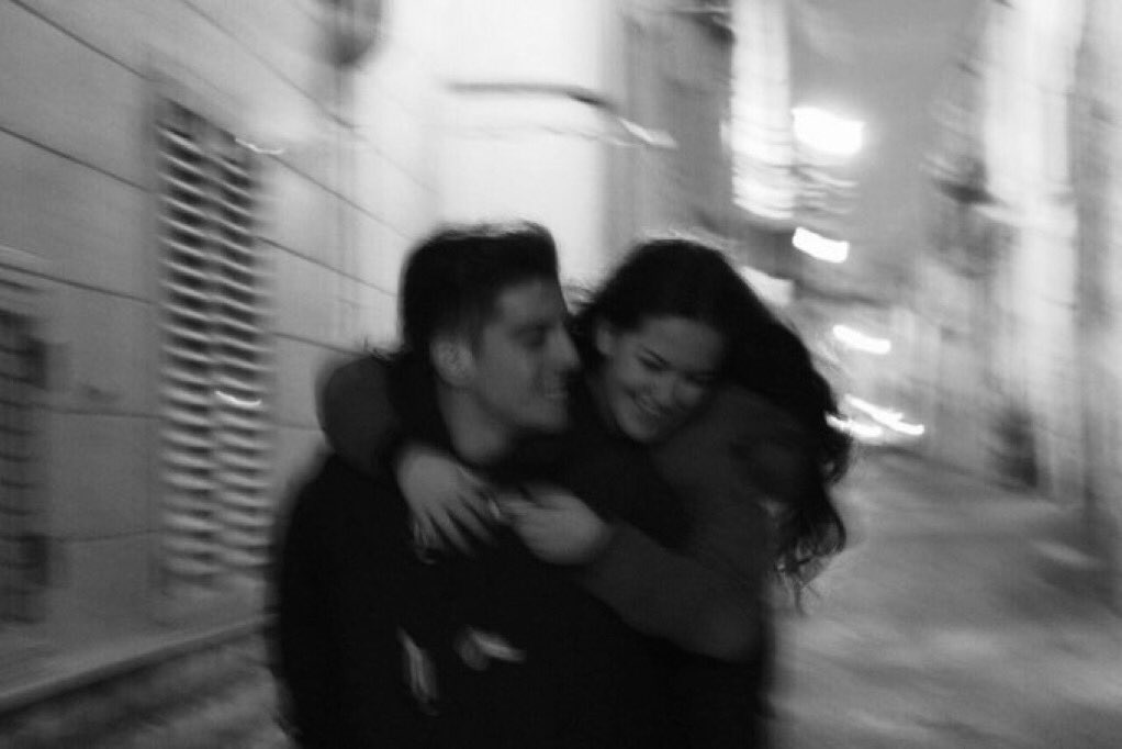 "her şey yolunda gitseydi, seninle yaşayıp seninle ölmek isterdim…”