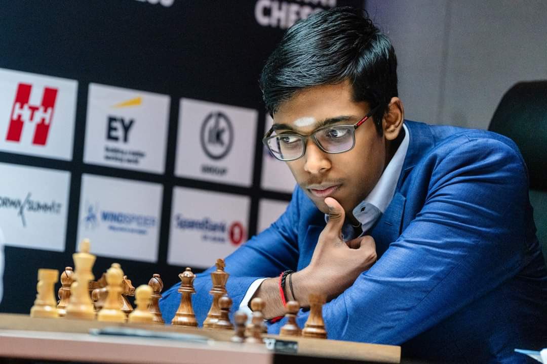 🙌 Fantastic news for Indian Sports 🙌 India's Praggnanandhaa clinched victory against World No. 1 Magnus Carlsen for the 1st time in Classical Chess. With that 3rd round win, Pragg takes the sole lead with 5.5/9 points at Norway Chess tournament. Wow! ♟️ #Chess