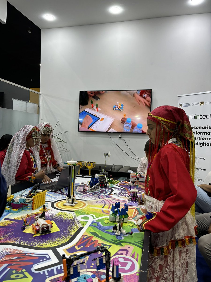 taalimtice (@taalimtice) on Twitter photo Atelier robotique par les petits génies de la direction provinciale al haouz au <a href="/GITEXAfrica/">GITEX AFRICA</a> <a href="/ilhamlaaziz/">ilham laaziz الهام لعزيز</a> <a href="/ArefMarrakech/">Aref Marrakech Safi</a> <a href="/MENPSGOV/">وزارة التربية الوطنية والتعليم الأولي والرياضة</a> Atelier robotique par les petits génies de la direction provinciale al haouz au <a href="/GITEXAfrica/">GITEX AFRICA</a> <a href="/ilhamlaaziz/">ilham laaziz الهام لعزيز</a> <a href="/ArefMarrakech/">Aref Marrakech Safi</a> <a href="/MENPSGOV/">وزارة التربية الوطنية والتعليم الأولي والرياضة</a>