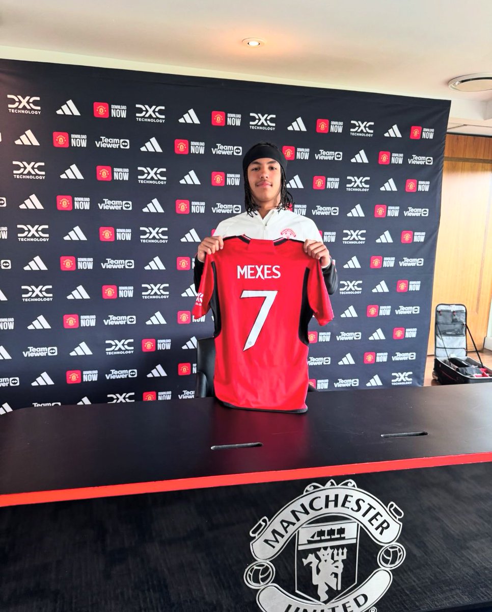 💎 This is really really special My incredible son Silva Mexes Tyler-Earnshaw who is known as Silva Mexes has signed for Manchester United academy 💥🔴 I am so so proud He has worked hard & it’s such a blessing to see him find his passion and make this journey. I love you