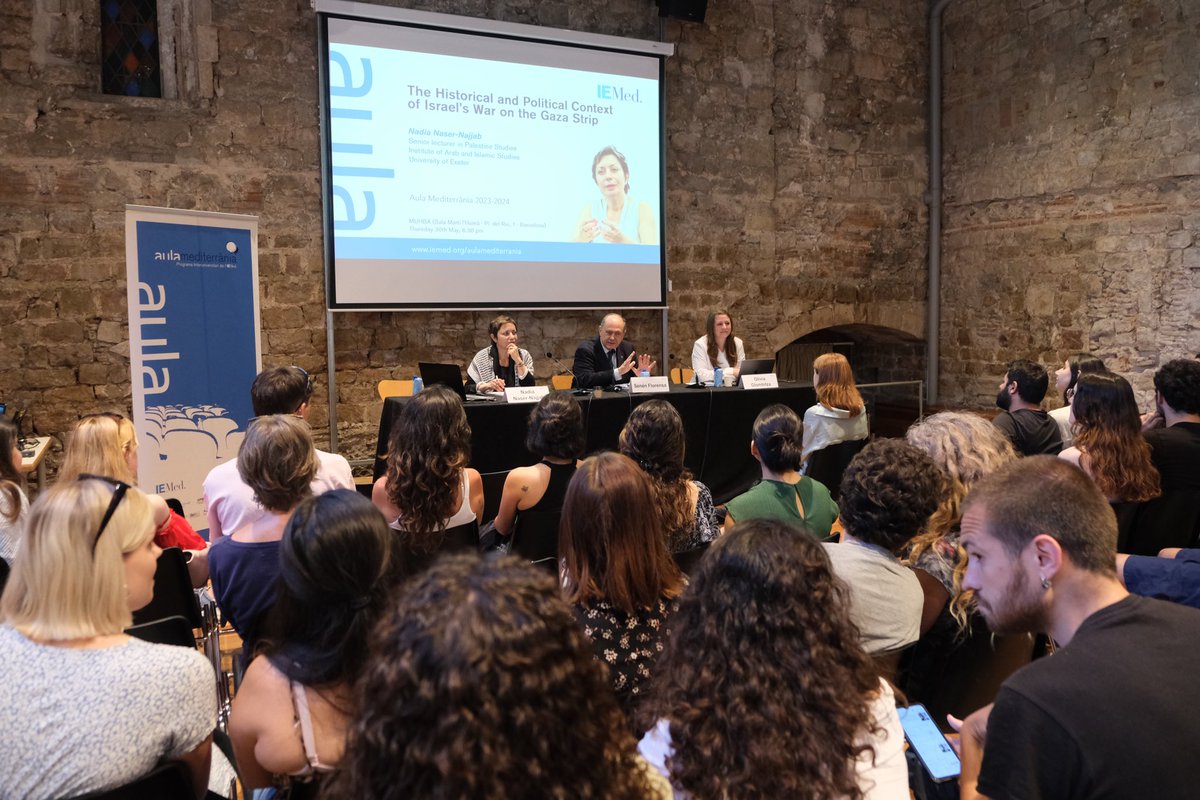 IEMed (@iemed_) on Twitter photo đź”´ Follow live the conference by Nadia Naser-Najjab (<a href="/ExeterIAIS/">Institute of Arab and Islamic Studies (IAIS)</a>) about #Gaza as a new chapter of a history of dispossession & colonisation.
Moderated by <a href="/OliviaGlombitza/">Olivia Glombitza</a> (<a href="/UABBarcelona/">Universitat Autònoma de Barcelona</a>) & presented by <a href="/FlorensaSenen/">Senén Florensa</a>
#AulaMed 2023-24 conference series
youtube.com/watch?v=wY-5Ig… 🔴 Follow live the conference by Nadia Naser-Najjab (<a href="/ExeterIAIS/">Institute of Arab and Islamic Studies (IAIS)</a>) about #Gaza as a new chapter of a history of dispossession & colonisation.
Moderated by <a href="/OliviaGlombitza/">Olivia Glombitza</a> (<a href="/UABBarcelona/">Universitat Autònoma de Barcelona</a>) & presented by <a href="/FlorensaSenen/">Senén Florensa</a>
#AulaMed 2023-24 conference series
youtube.com/watch?v=wY-5Ig…
