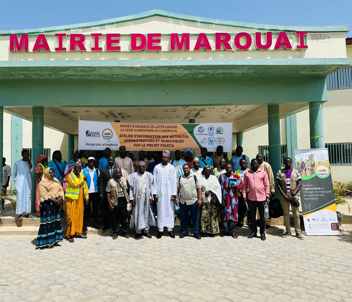 #Cameroon🇨🇲 All hands on deck🤝to ending food crisis in Cameroon Insightful discussions and updates shared at the information session with local authorities in Diamare division on the implementation of @WFP’s #PULCCA activities in #FarNorth🇨🇲. #SavingLives #FoodSecurity
