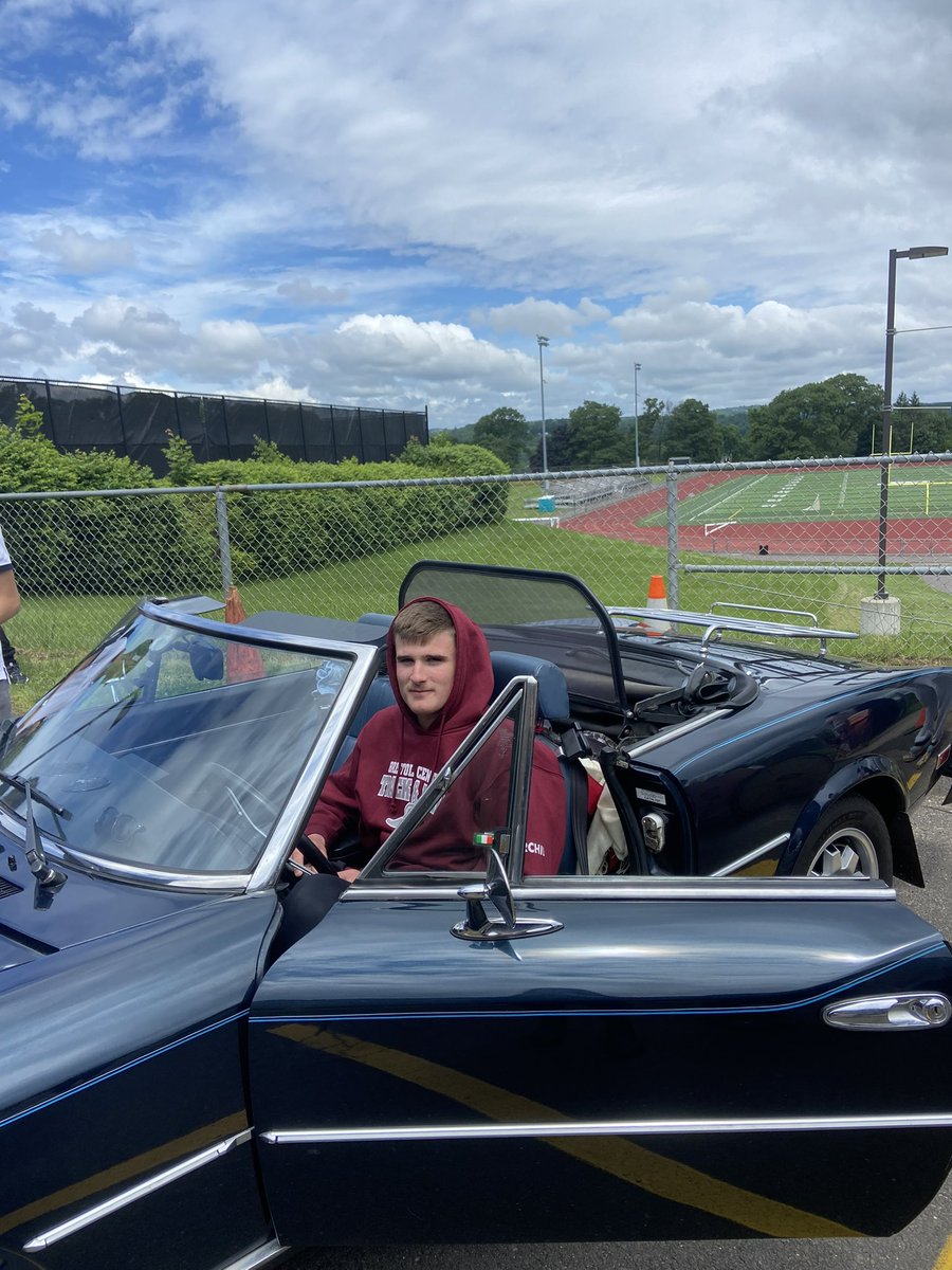 BCHS WORLDLANG tweet media