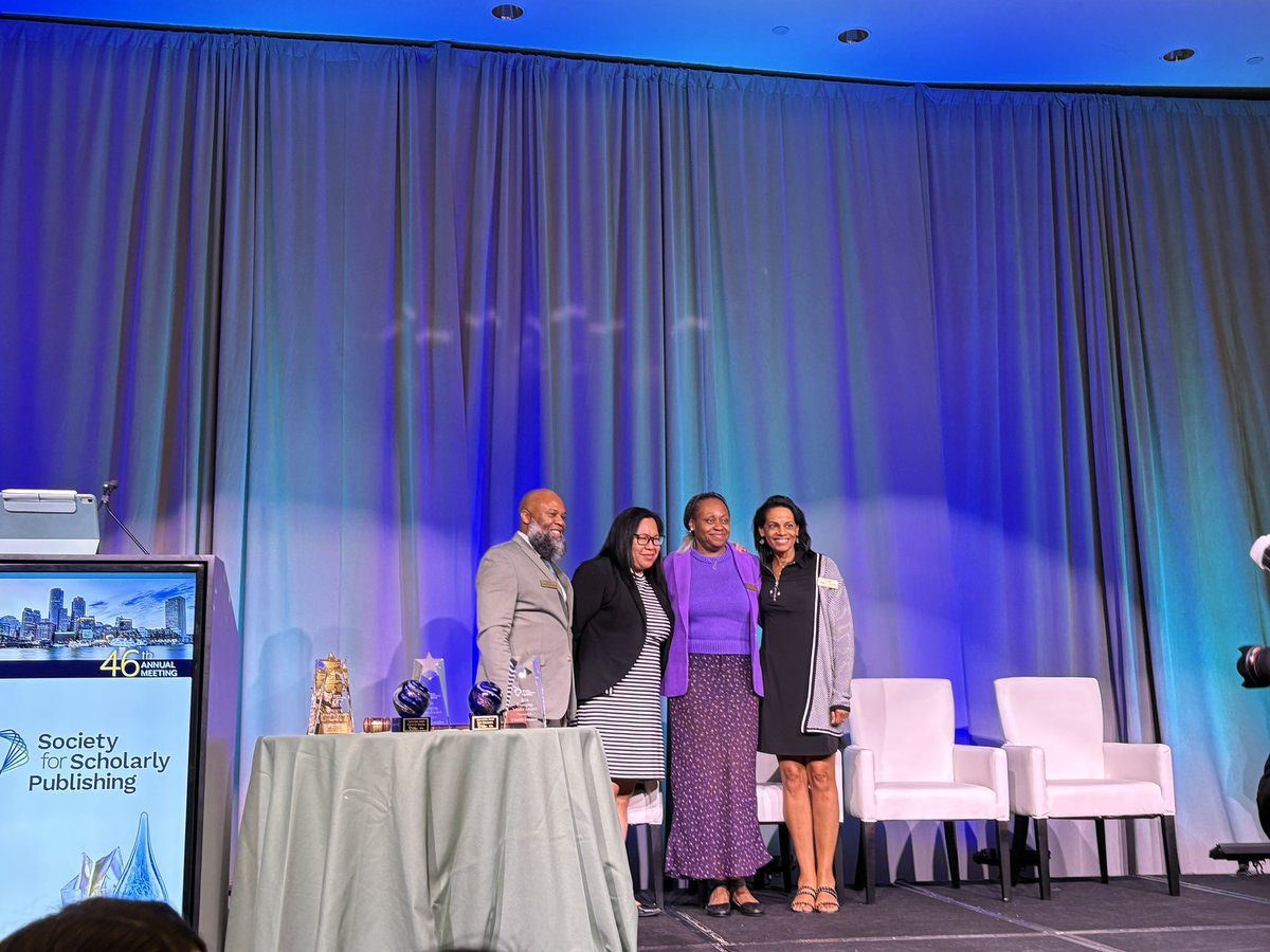 Sara Rouhi on Bsky @RouhiRoo.bsky.social tweet media