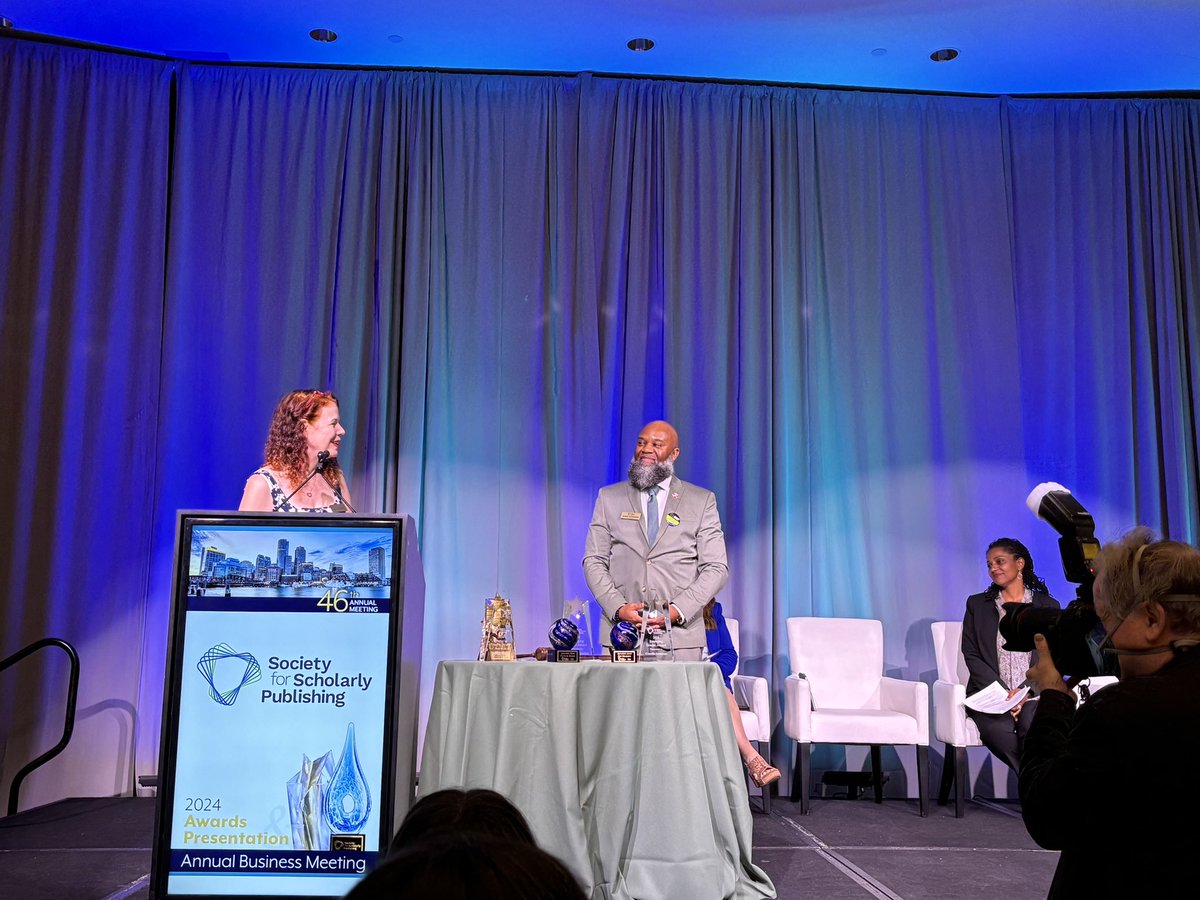 Sara Rouhi on Bsky @RouhiRoo.bsky.social tweet media