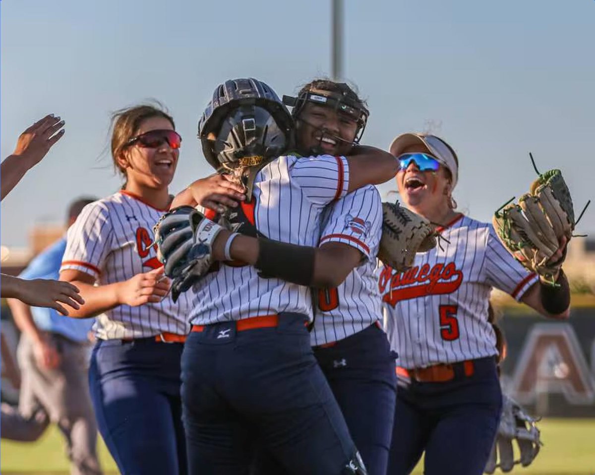 onto the sectional championship 🧡💙 @JaelynnAnthony1 @OHSPantherSB