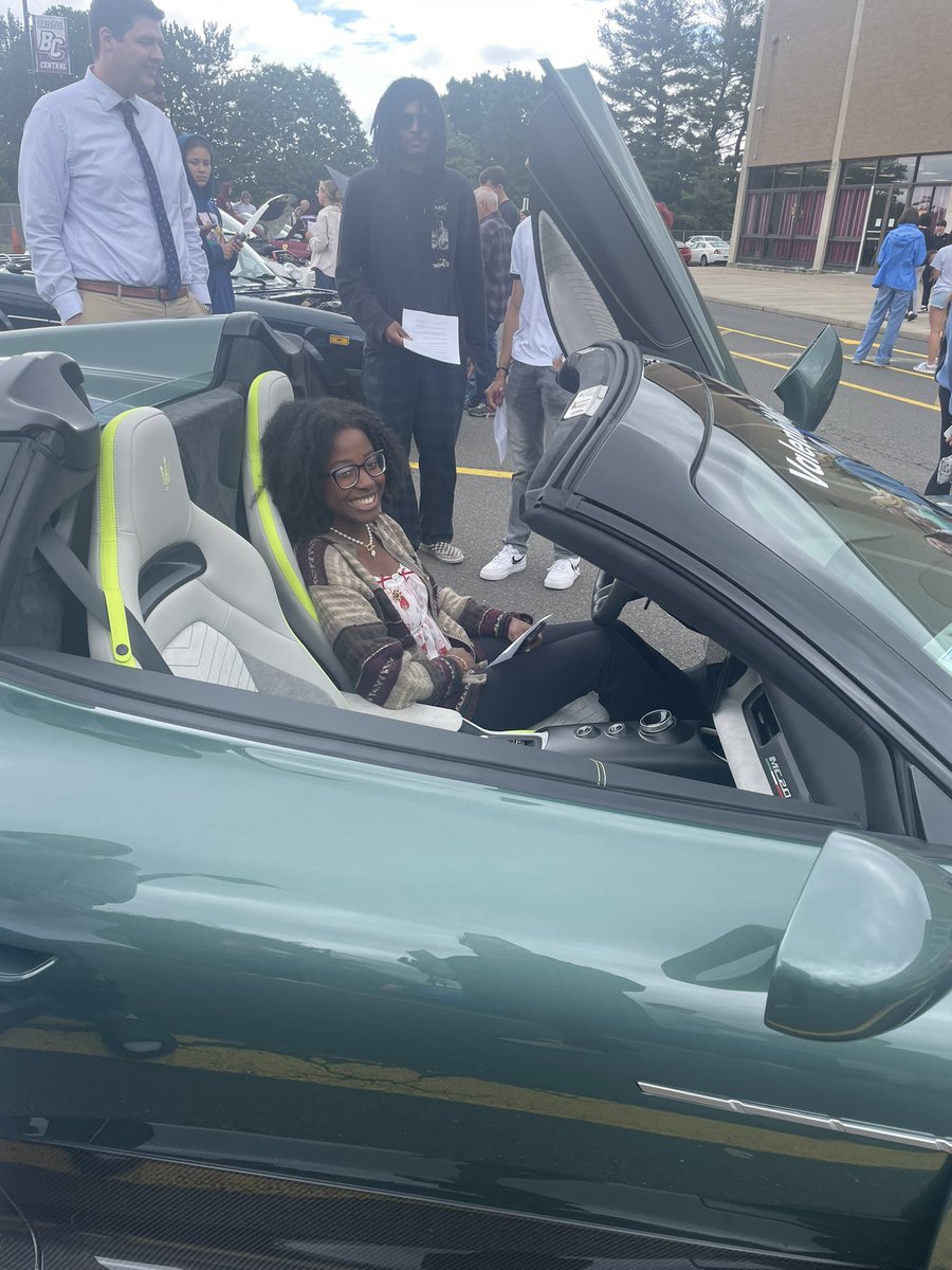 BCHS WORLDLANG tweet media