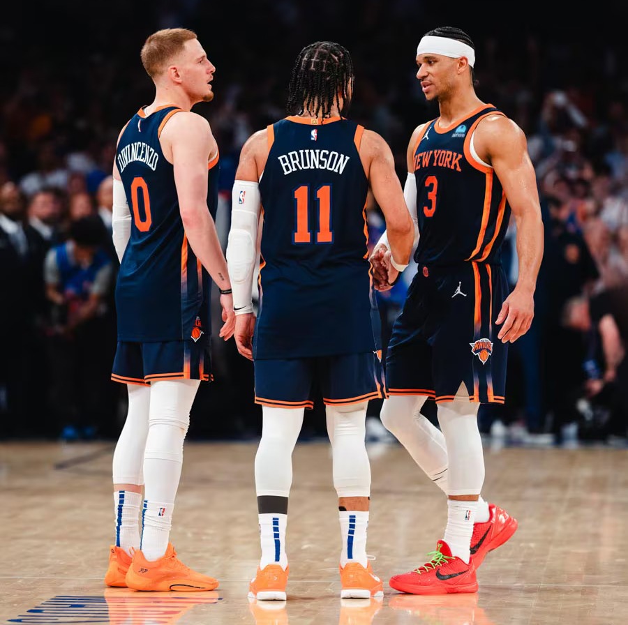 On May 19, the injury-riddled Knicks fell to the Pacers after a tough seven-game series. Check out the link below or in our bio to find out what went wrong, and what's next for the team.

theharlemtimes.com/online-news/kn…

#news #Knicks #NYKnicks #NewYorkForever #NewYorkSports #sports #NBA