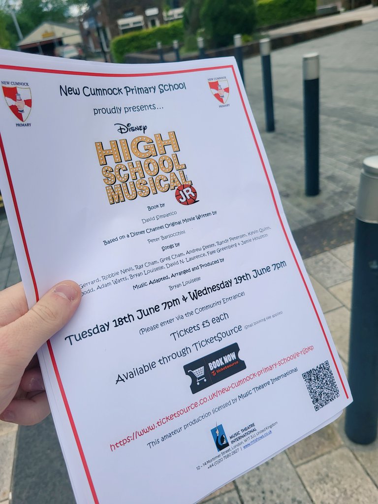 Out and about in our community today delivering display posters to local businesses for our upcoming show! 🌟 Come along and see it! It's going to be wonderful! 😎 🤩 👏
@cumnock_new @NewCumnockPS
#communitypartnerships