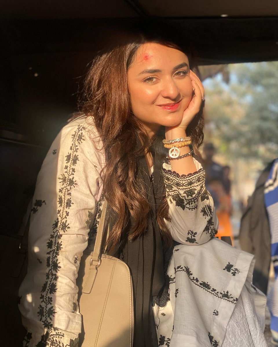 Tasmia Iqbal (@yumana_zaidi) on Twitter photo Congratulations 👏🏻 , you are the best and deserve the best 🖤✨
#YumnaZaidi #Nayab
<a href="/yumnazaidi3/">yumna zaidi</a> #Gentleman Congratulations 👏🏻 , you are the best and deserve the best 🖤✨
#YumnaZaidi #Nayab
<a href="/yumnazaidi3/">yumna zaidi</a> #Gentleman