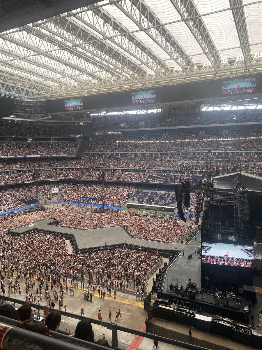 Luciernaga_tay's tweet image. Ya estoy ya estoy ,no me lo creo 

#MadridTStheErasTour #TaylorSwiftErasTourEspana