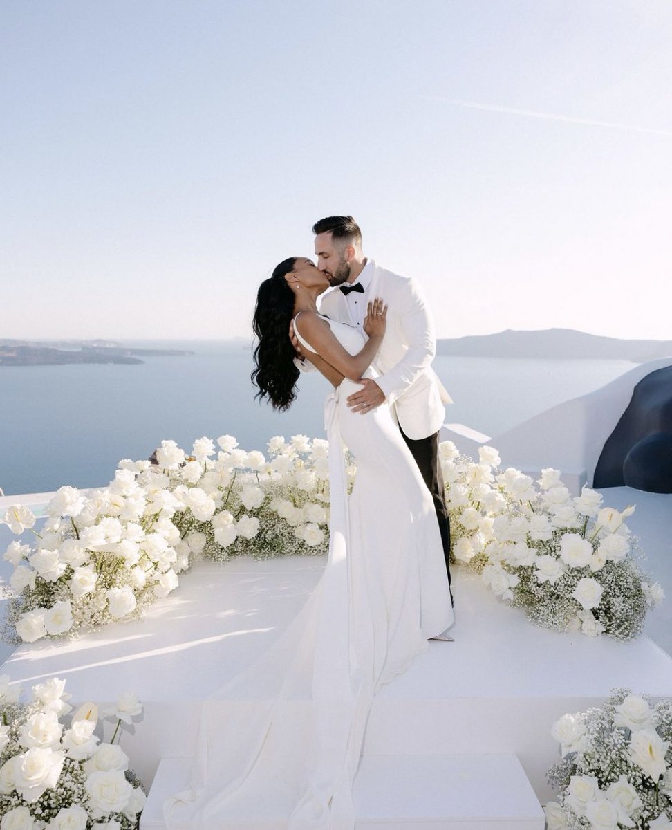 🚨 | Big Brother Canada houseguests, Ika &amp; Demetres got married! 💍 

We love a Big Brother wedding! Congratulations 🥳

#BBCAN12 #BigBrother 
📸 | theikawong