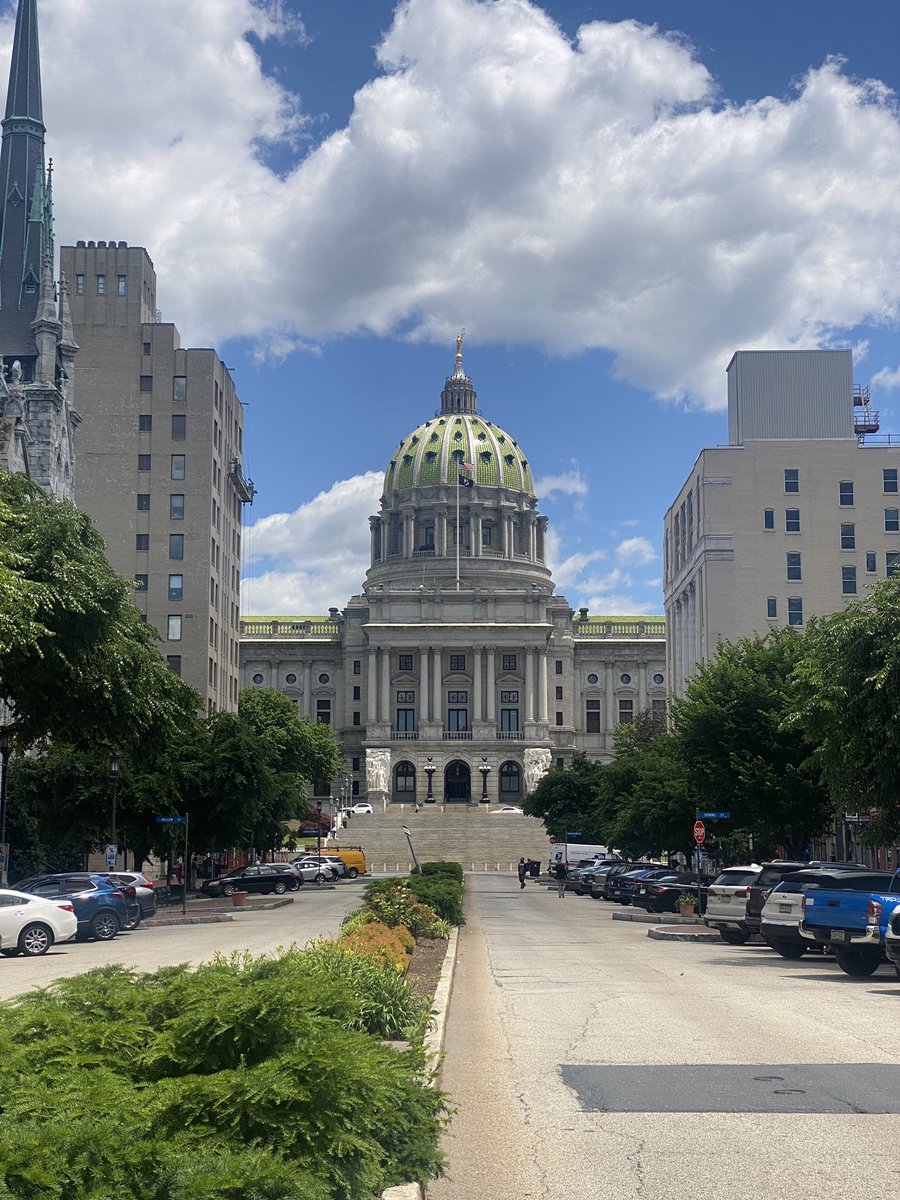 WATCH LIVE: House Judiciary Committee public hearing on HB 2296 Felony Murder* We’re in Harrisburg with our movement family to support HB 2296, a bill to end mandatory life w/o parole sentences for people convicted of 2nd degree/felony murder. WATCH live:youtube.com/live/sP-W54yFQ…