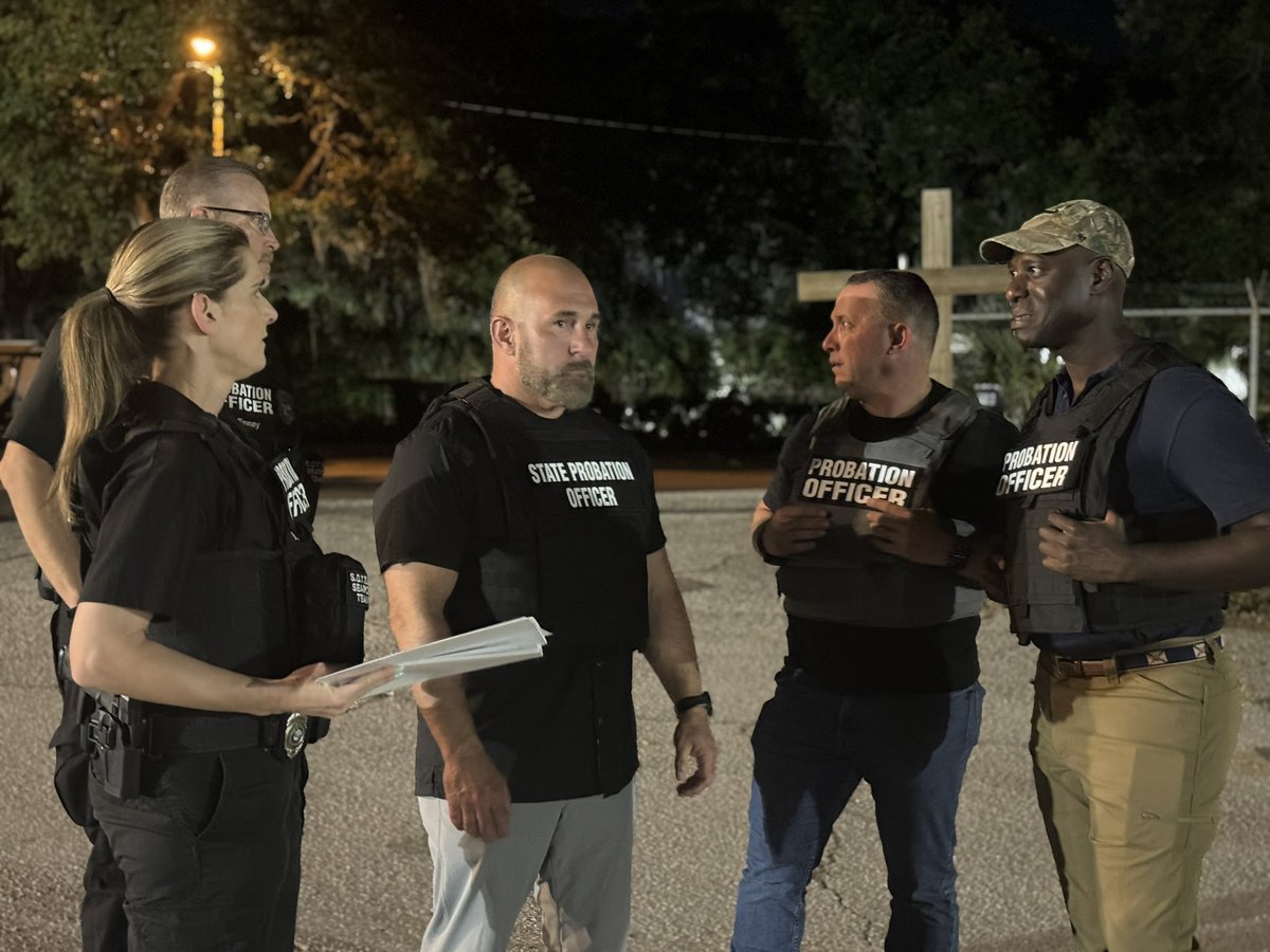 It was an honor to join @FL_Corrections for a nighttime ride along. Our probation officers work tirelessly to keep our community safe. We need to make sure they have the time, tools, and training necessary to complete their mission and return to their family safely. We must be