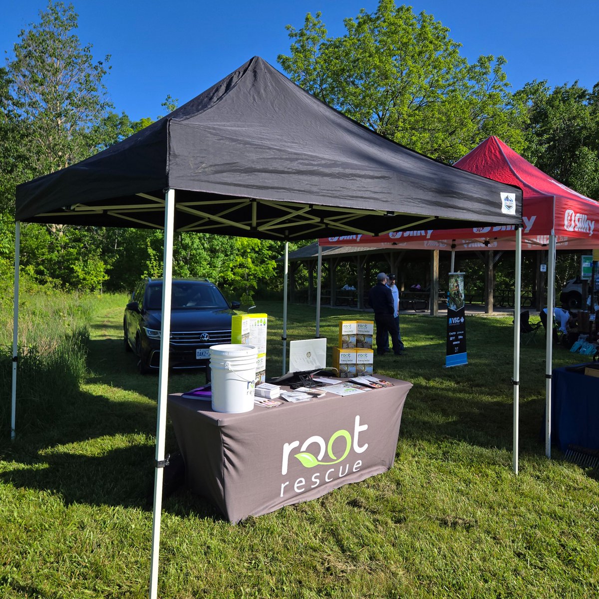 We're happy to be here today and tomorrow for Vermeer's demonstration and training event for arborists. <a href="/IncVermeer/">Vermeer Canada Inc</a> #gardens
