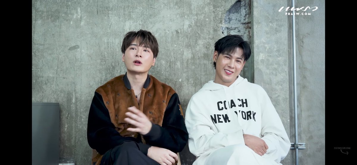 peraya_official's tweet photo. ตอนท้ายคือไม่ไหว มันอิ่มมันปริ่มมากจริงๆ 🥹

ขอบคุณ @Praewdaily สำหรับสัมภาษณ์ดีๆ ของพี่สิงและน้องคริสด้วยนะคะ 

ขอบคุณ @stjinx_maya @kristtps ที่รักษาความสัมพันธ์ดีๆ ที่มีให้กันเสมอ 🤟🏼🌀

https://t.co/SNyoZUT2My… 

#PraewTalkXKristSingto
#คริสสิงโต 

❤️🦁🐢🤍 https://t.co/qMjksVXOAD