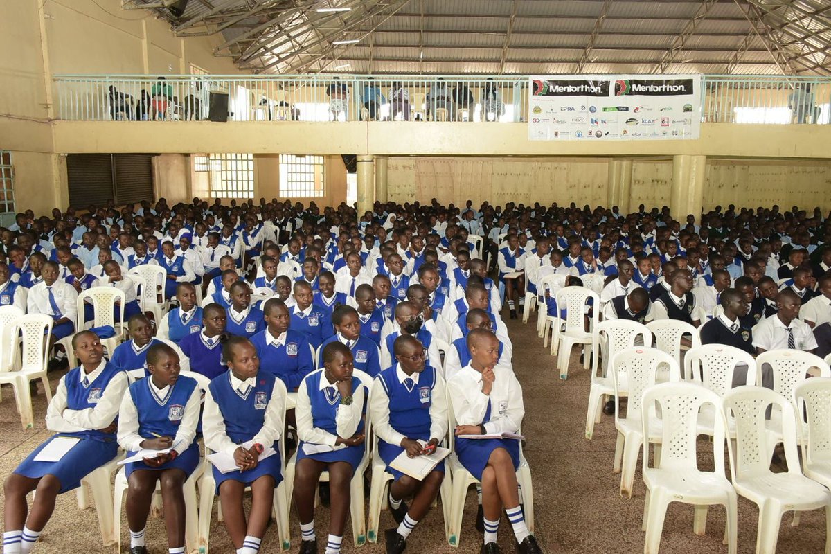ArapTilingi's tweet photo. Big shout to @mentorthon  first lady @jeronoebony ,the success of this 5th #Mentorthon program is on her hands. Today is Elgeyo Marakwet, next is Baringo then Marsabit. The target is to mentor 25000 students and give them a bright future.
#payforward https://t.co/PidXsjeofB