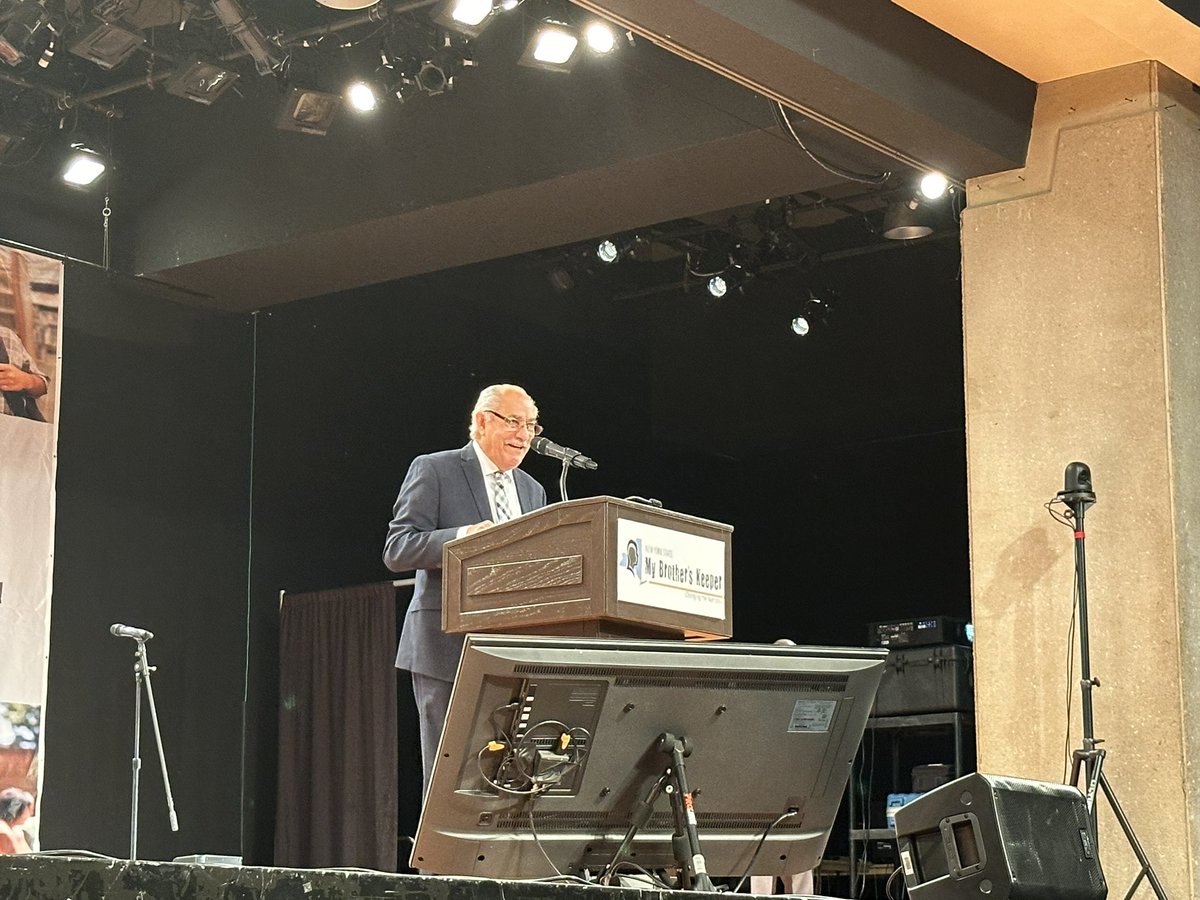 NYS Education Department (@nysednews) on Twitter photo We are honored to hear from <a href="/NYSStudentAid/">New York Student Financial Aid</a> President Dr. Guillermo Linares at today’s My Brother’s Keeper Symposium. Watch live: nysed.gov #NYSMBK #WeAreMBK #ChangingTheNarrative <a href="/NYSMBK/">New York State MBK</a> We are honored to hear from <a href="/NYSStudentAid/">New York Student Financial Aid</a> President Dr. Guillermo Linares at today’s My Brother’s Keeper Symposium. Watch live: nysed.gov #NYSMBK #WeAreMBK #ChangingTheNarrative <a href="/NYSMBK/">New York State MBK</a>