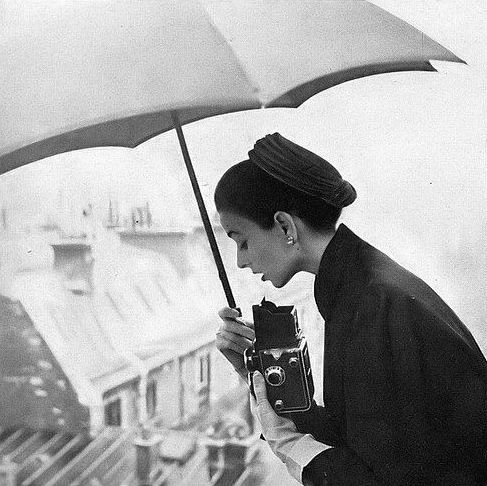 Richard Avedon. Dorian Leigh pour Harper's Bazaar 1951. Paris Fashion