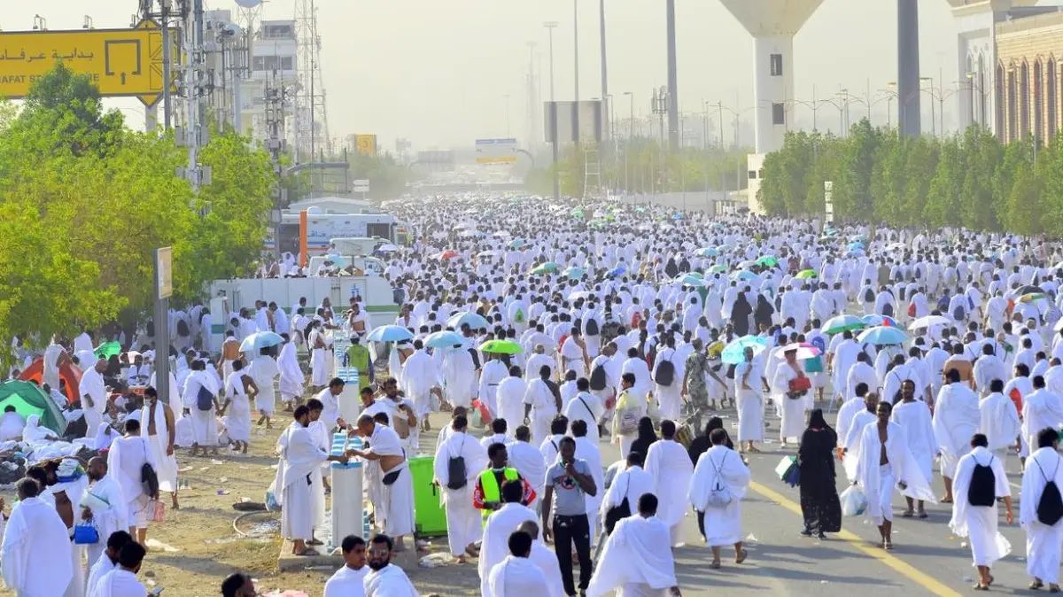 Officiel: L'#Arabie_Saoudite fournira gratuitement 'des avions sanitaires' pour secourir les pèlerins en cas d'urgence médicale, sans aucun favoritisme ou discrimination entre les pèlerins durant le #Hajj (pèlerinage). #Hajj1445 #Hajj2024