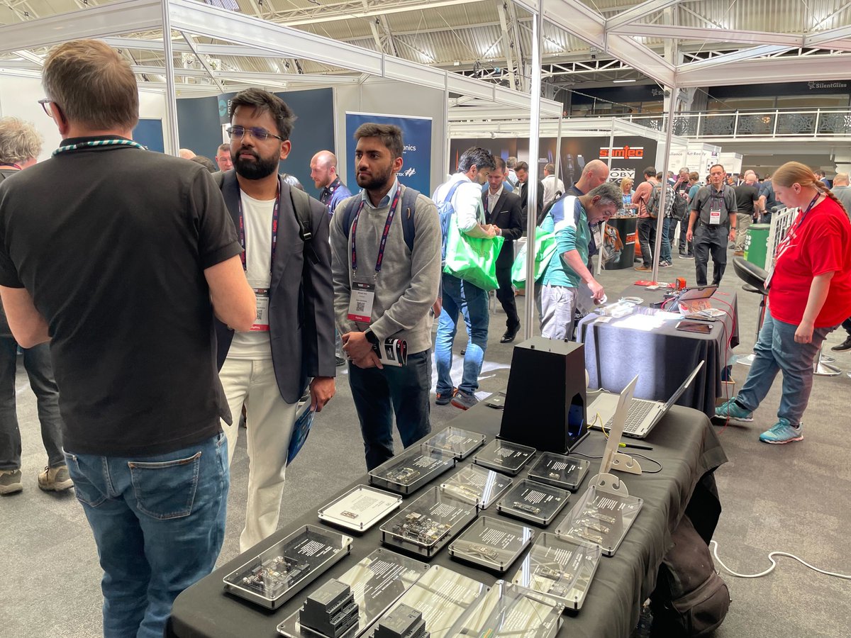 Later, London! 🇬🇧 Many thanks to everyone who visited the Arduino/@DigiKey stand this week at @HdwPioneers Max 2024. It was great to see and hear all of the innovation taking place within the electronics industry. #HWPMax24