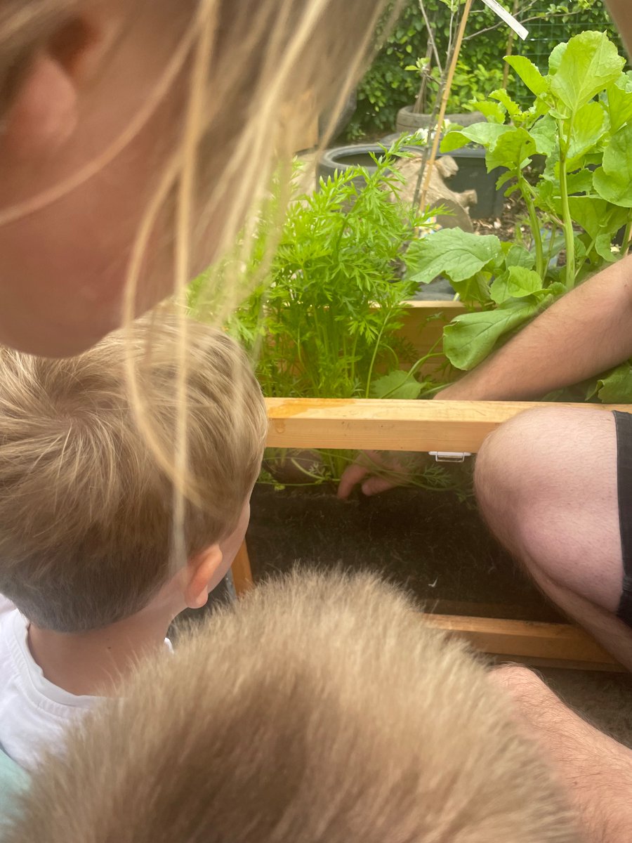 Alloway Early Years Centre tweet media