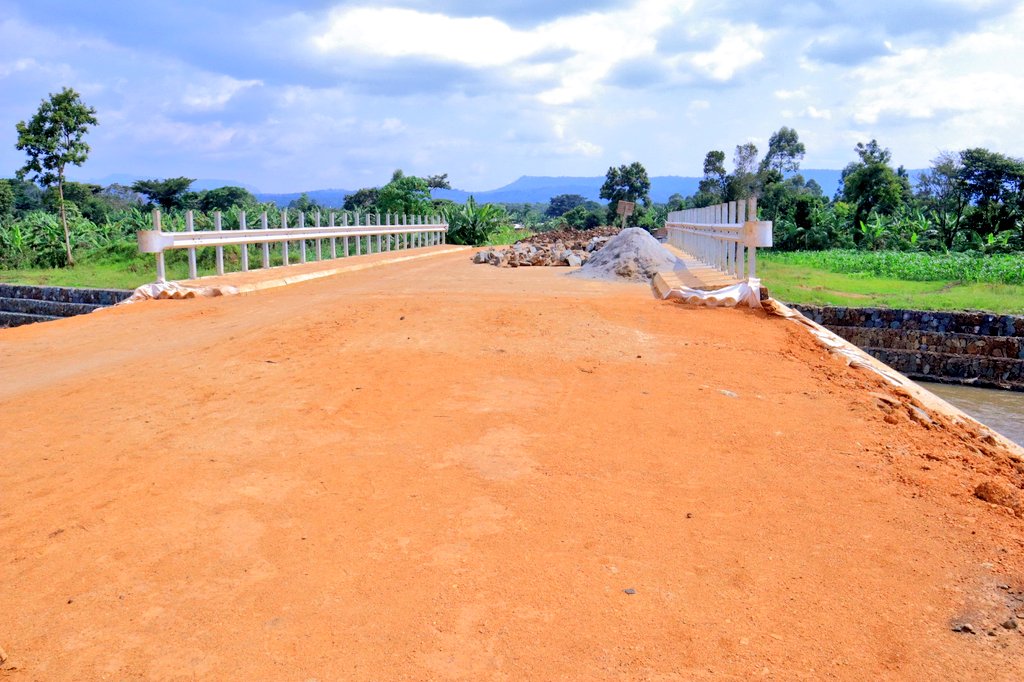 The Bugibuni-Bunadasa Bridge seated squarely over river Sironko. Construction works commenced February 2022 and bridge construction works are now substantially complete and ready to be opened up for traffic. The bridge connects Mutufu town council and Budadiri town councils in