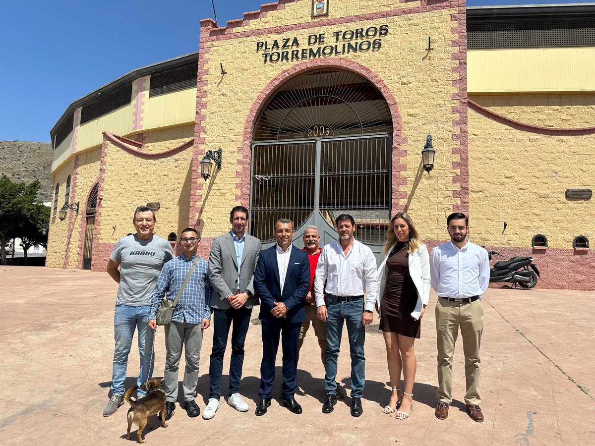 Hoy el Grupo Municipal Vox,  ha traído de nuevo al Pleno,  la apertura y puesta en valor de la plaza de toros de Torremolinos.
#Nosvanaoír🇪🇸
#nosvanaoirenmalaga 🇪🇸
Vox Torremolinos🇪🇸
Vox Málaga 🇪🇸