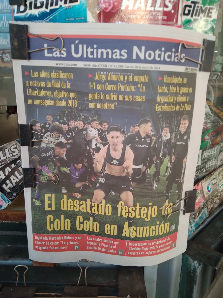 La hazaña deportiva de ayer fue Huachipato pero la portada es para la clasificación al pedo de Colo Colo.