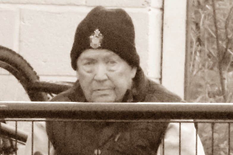 HPFChistory's tweet photo. Club chairman Tony Armstrong at Barry Vernon's funeral today: 'Barry thoroughly deserves the accolade of legend and saviour of #HPFC.
'A memorial bench will be placed where he sat in the latter years of his support. It will ensure Barry Vernon will never be forgotten.' #RIPBarry https://t.co/GOADA4fUrM